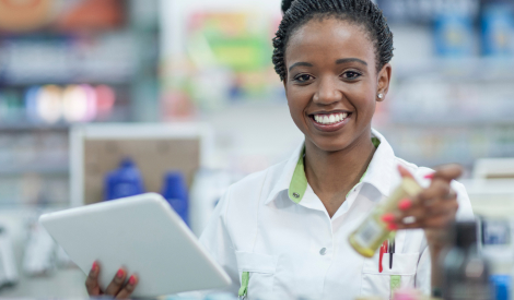 woman working at the pharmacy